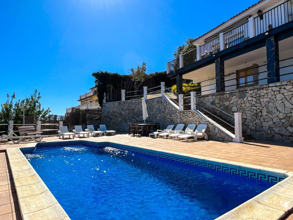 Vivalidays Casa Ricardo Villa Sant Cebrià de Vallalta Exterior photo