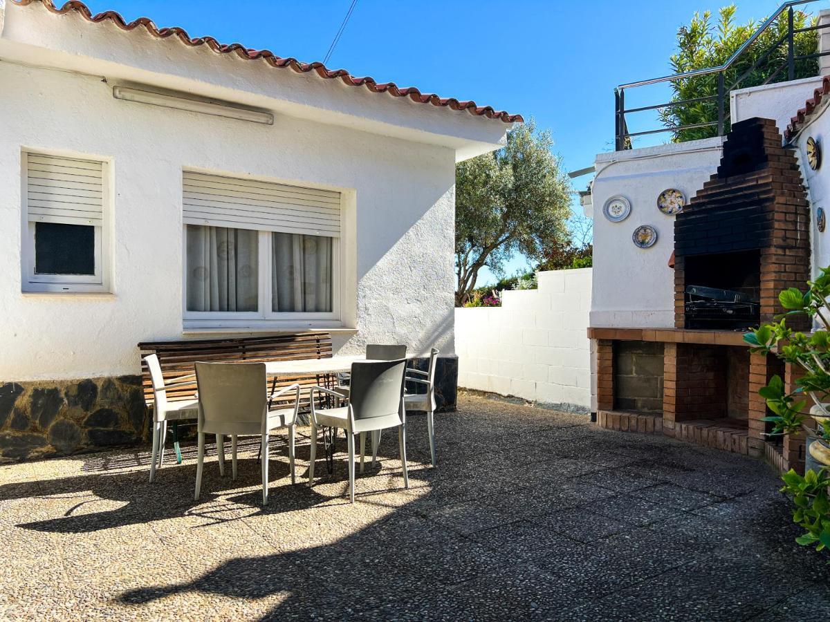 Vivalidays Casa Ricardo Villa Sant Cebrià de Vallalta Exterior photo