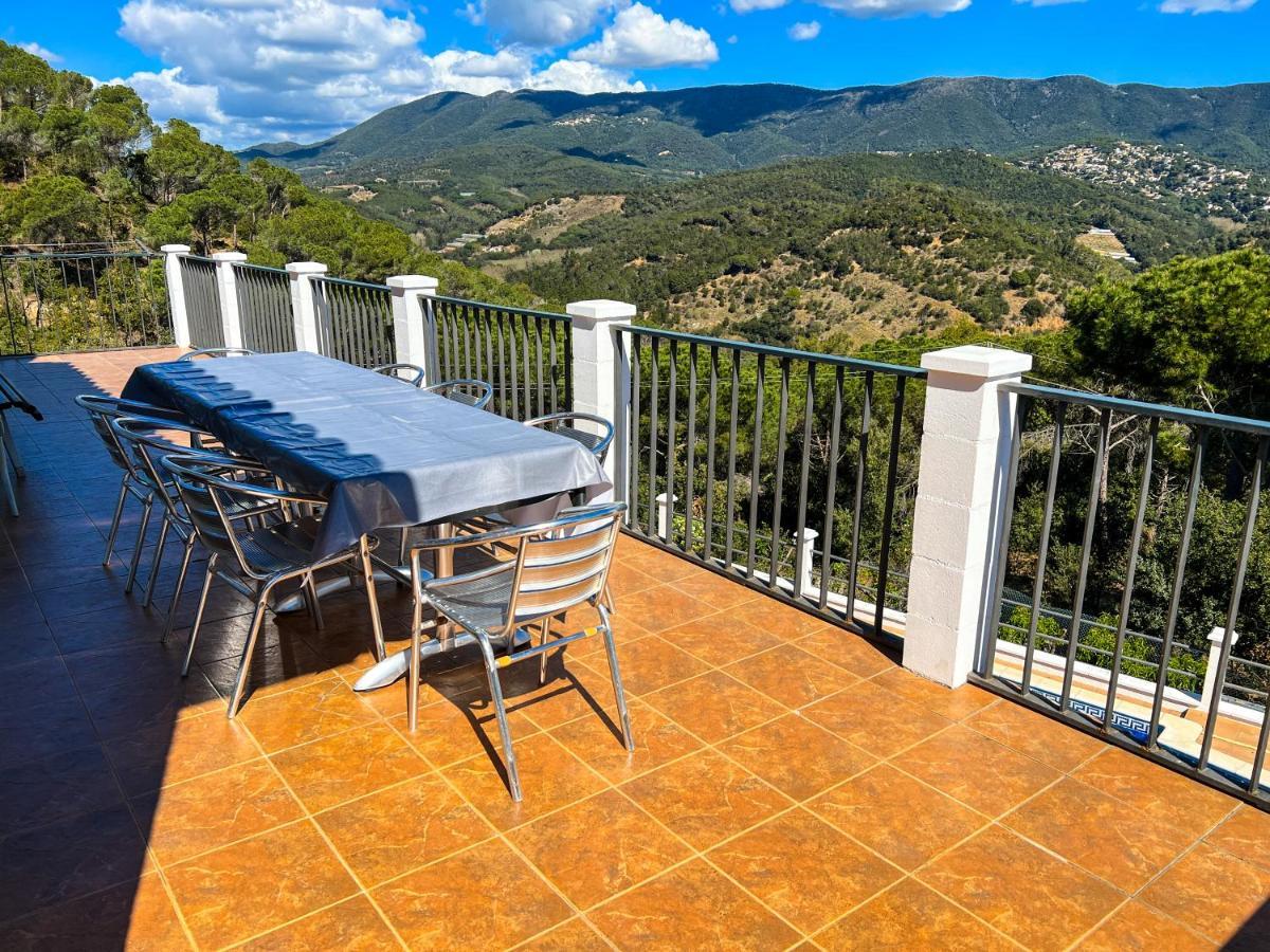 Vivalidays Casa Ricardo Villa Sant Cebrià de Vallalta Exterior photo